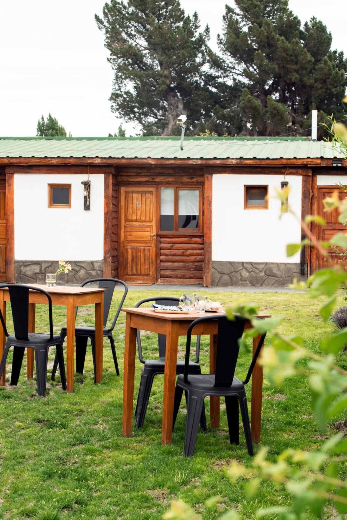 Oliva Hosteria Y Apart El Calafate Esterno foto